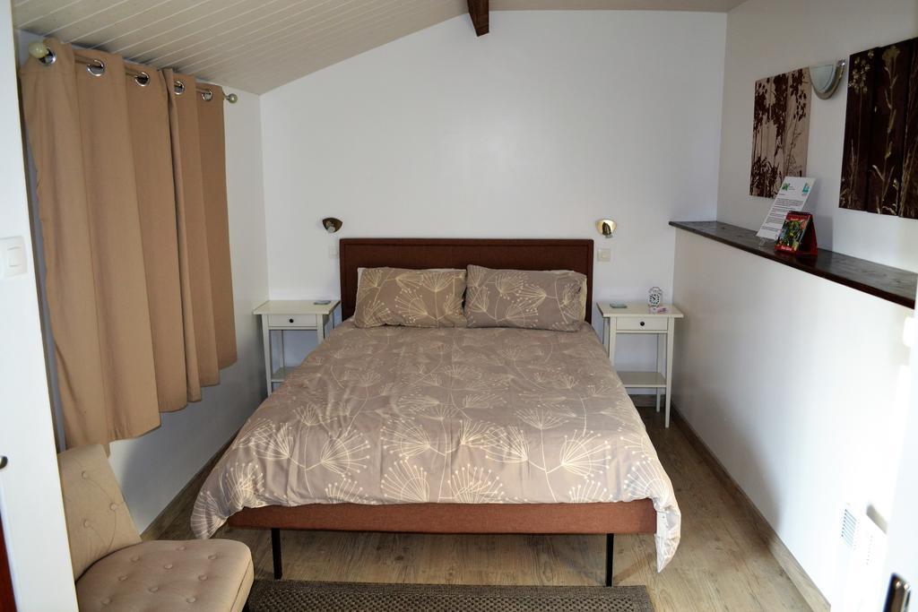 Le Moulin De Lusseau Bed and Breakfast Chef-Boutonne Exterior foto